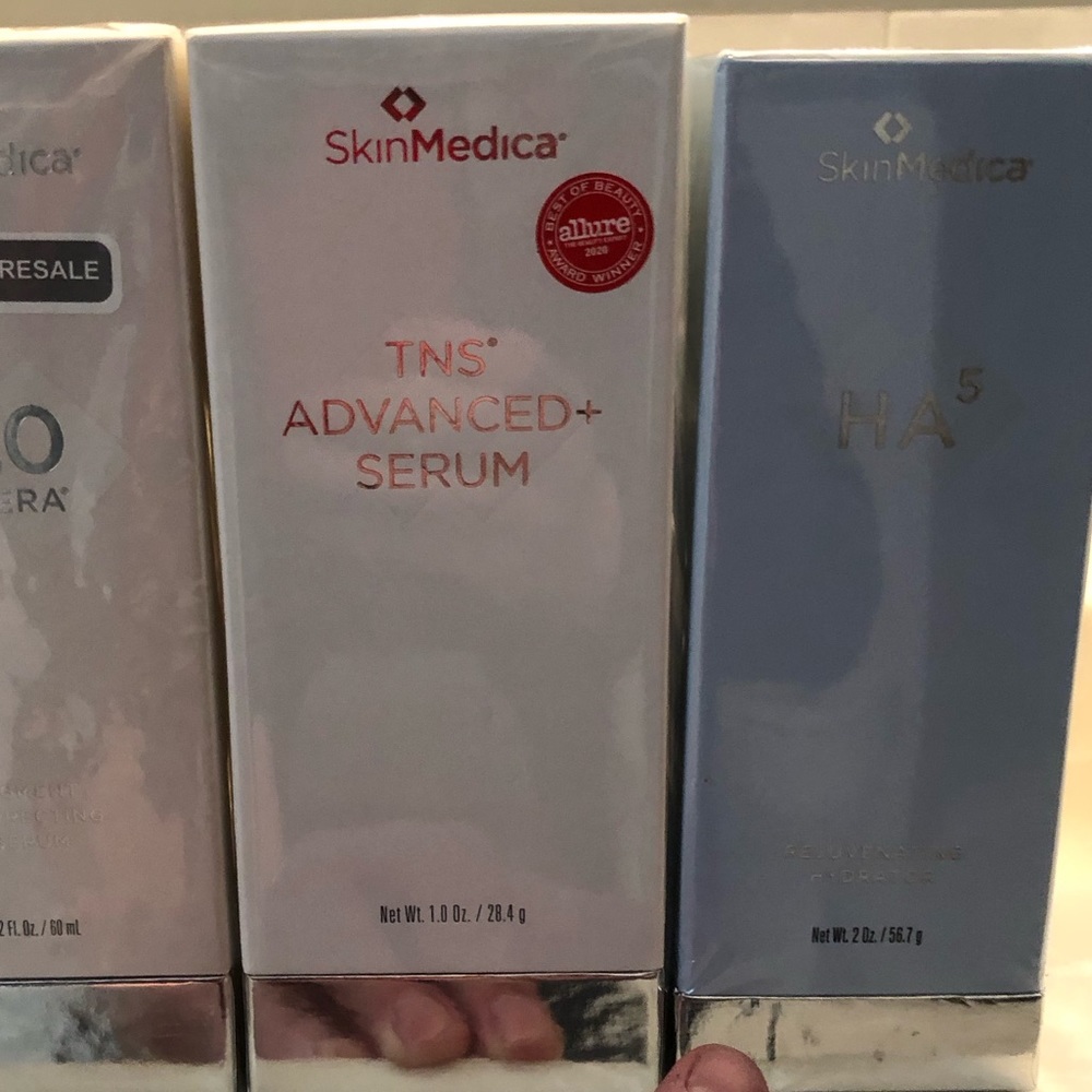 COUNTERFEIT SKINMEDICA!!!!! READ!!!! - Picture 2 of 2